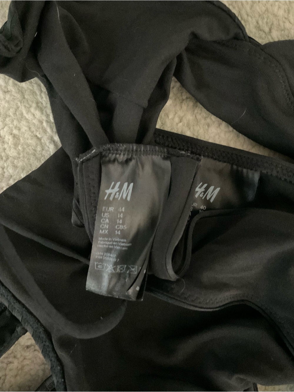 H&M Black Ribbed Triangle Bikini Set - Picture 6 of 6